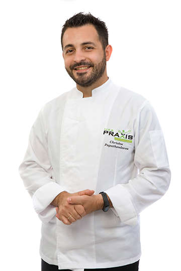 O Χρήστος Παπαθεοδώρου είναι Sous chef ATHENS WAS (SENSE RESTAURANT) και Καθηγητής Μαγειρικής Στη Σχολή Μαγειρικής του ΙΕΚ PRAXIS.
