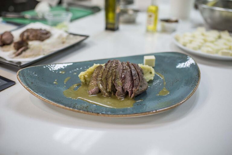 Επαγγελματική Μαγειρική (Professional Cooking)