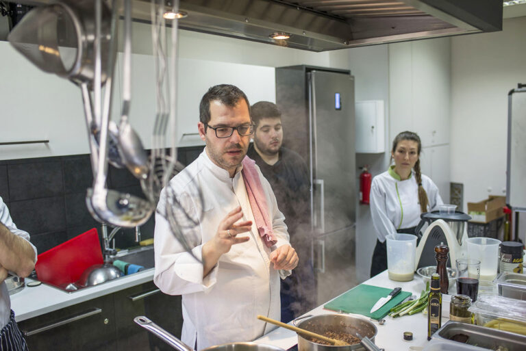Μετεκπαίδευση στην Υψηλή Μαγειρική Τέχνη: PRAXIS Gastronomy PostGraduate Course