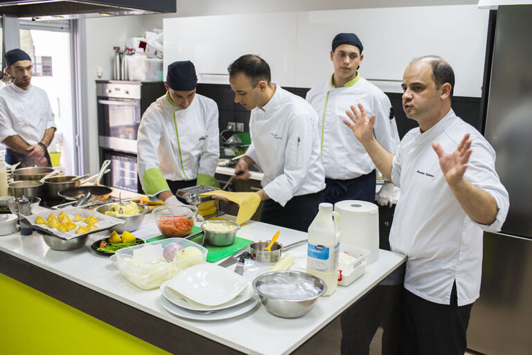 Μετεκπαίδευση στην Υψηλή Μαγειρική Τέχνη: PRAXIS Gastronomy PostGraduate Course