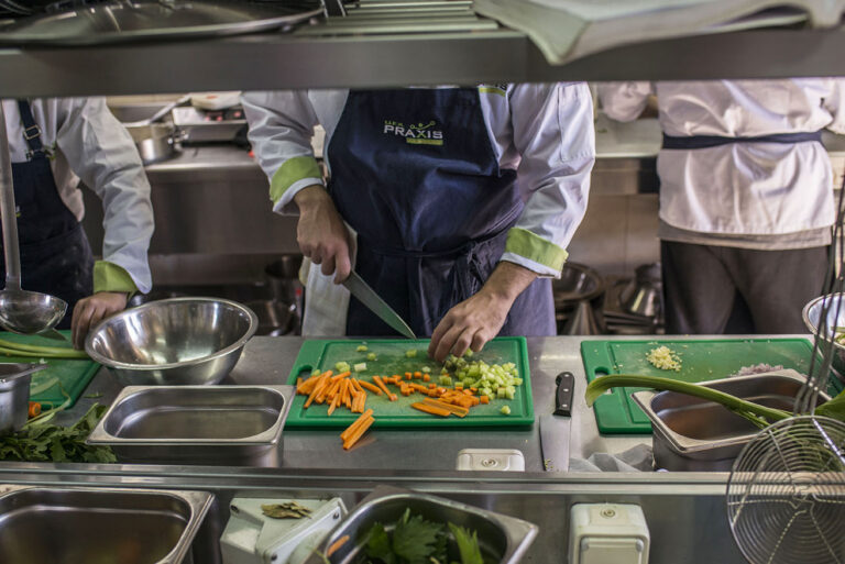 Επαγγελματική Μαγειρική (Professional Cooking)