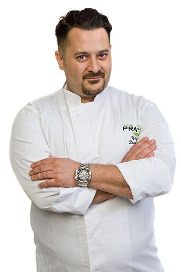 Νικόλαος Ζουρνατζίδης. Καθηγητής ΙΕΚ PRAXIS. Executive Chef (σε 10 Θεματικά εστιατόρια) "Mitsis Blue Domes Resort And Spa" 5* ΚΩΣ.