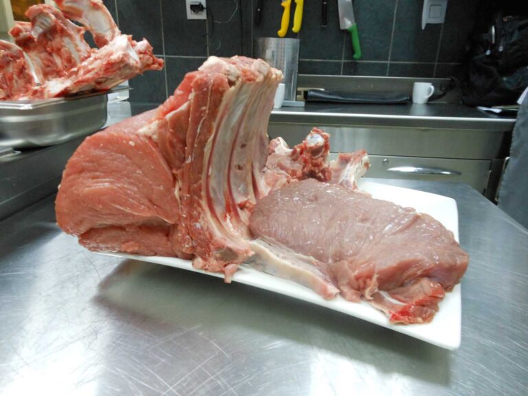 Εκπαίδευση και Πιστοποίηση Εκδοροσφαγέων