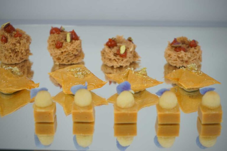 Amuse bouche canapés & Mignardises με τον R&D chef Mιχάλη Μάρθα