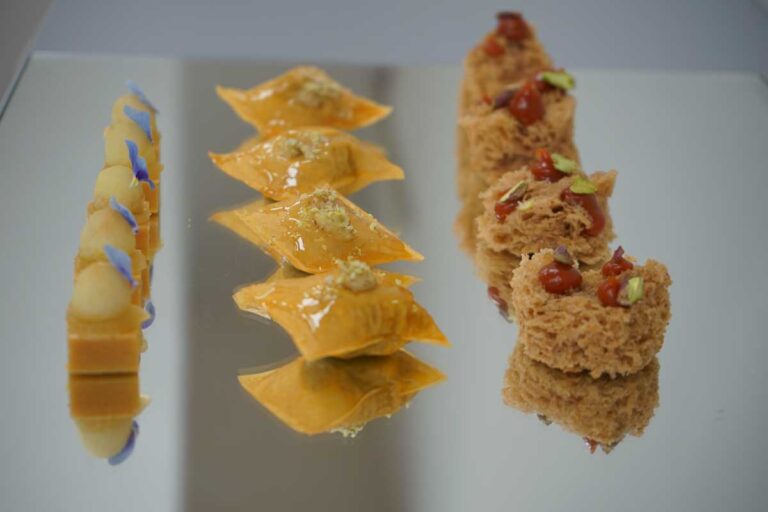 Amuse bouche canapés & Mignardises με τον R&D chef Mιχάλη Μάρθα