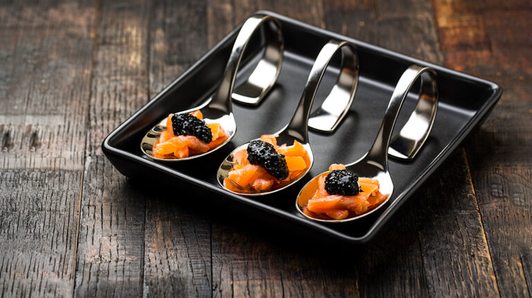 Amuse bouche canapés & Mignardises με τον R&D chef Mιχάλη Μάρθα