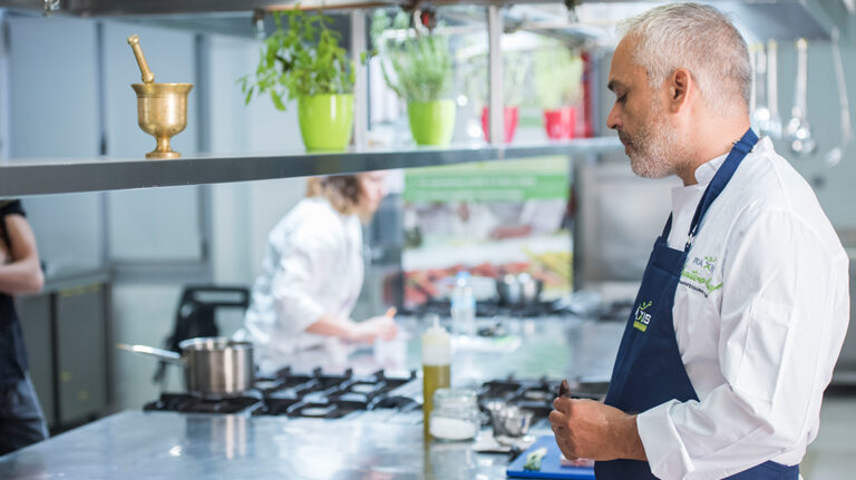 Υψηλή Κουζίνα 2* με Ψάρια της Μεσογείου: chef Άγγελος Λάντος (Σπονδή)