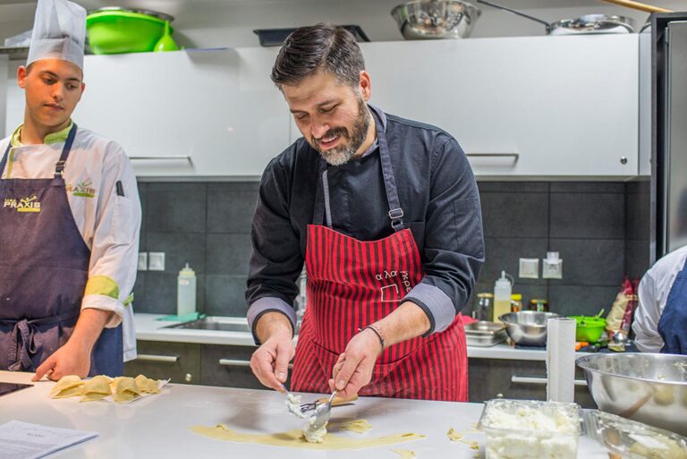 Παραδοσιακές Ελληνικές Πίτες & Ζύμες με τον Chef Κωστή Κωστάκη