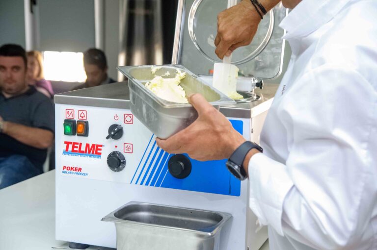 Σεμινάριο Παγωτού Gelato Sorbet-Όλα τα μυστικά τους-Pastry Chef Νίκος Κουκιάσας