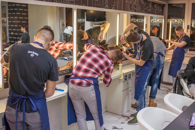 Barber & Grooming (Ανδρικό Κούρεμα & Ξύρισμα)