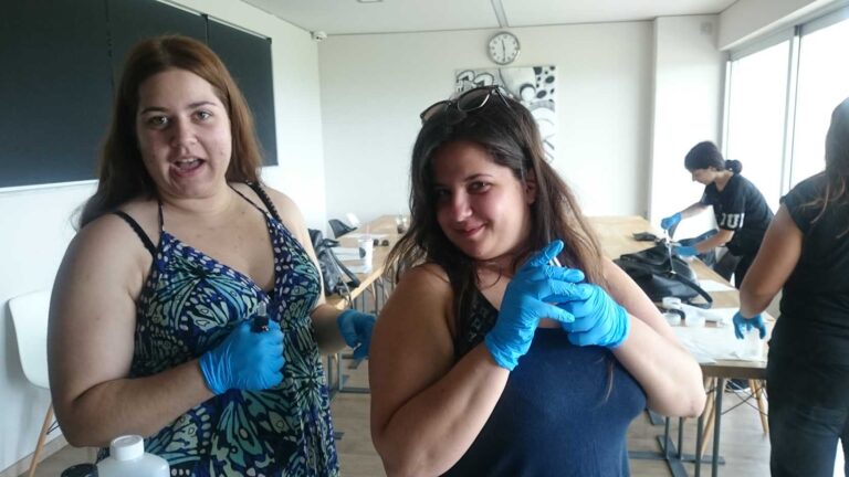 Ενυδατικές Κρέμες: Χειροποίητα & Εναλλακτικά Καλλυντικά