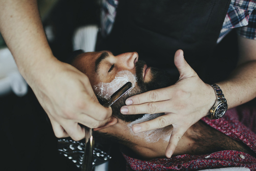 Σεμινάριο BARBER – Παραδοσιακό Ξύρισμα Με Φαλτσέτα (Bonus Σεμινάριο: Αποτρίχωση Με Κλωστή)