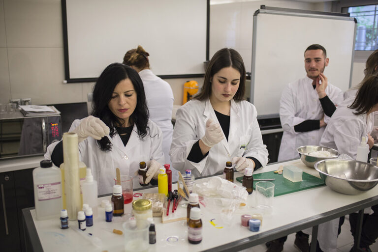 Παρασκευή Φυτικών Καλλυντικών SPA