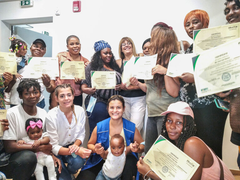 Επαγγελματίας Κομμωτής (Professional Hair Stylist)