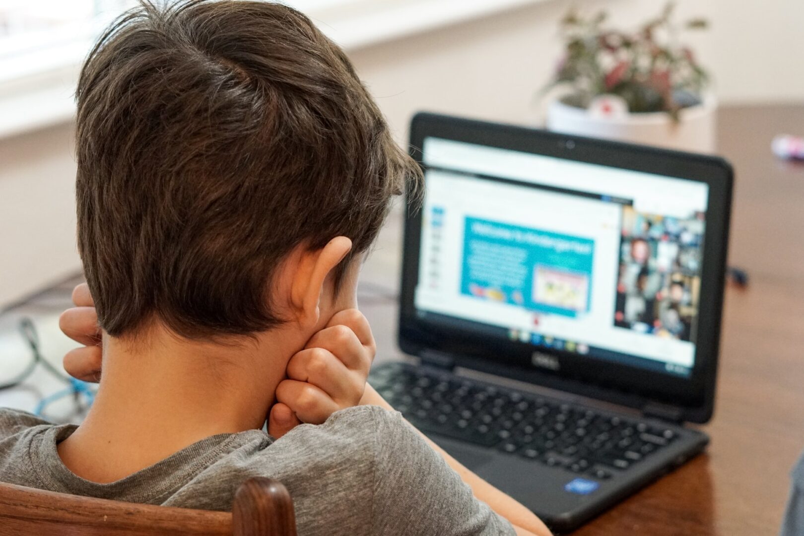 Είναι το παιδί σας ασφαλές στο διαδίκτυο; Δείτε πώς να το προστατέψετε