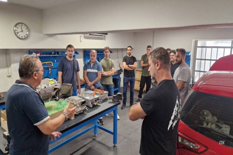 Τεχνίτης Οχημάτων Υψηλής Τάσης – Κατηγορίας 1